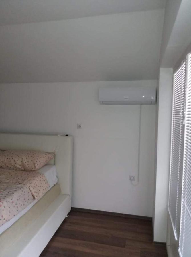 Vinac Guest House ヤイツェ エクステリア 写真