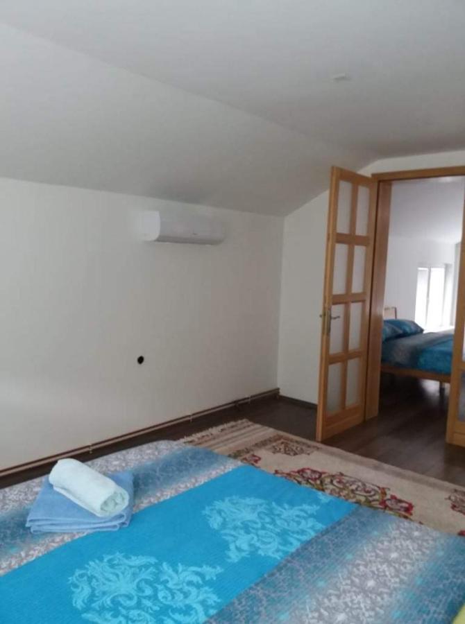 Vinac Guest House ヤイツェ エクステリア 写真