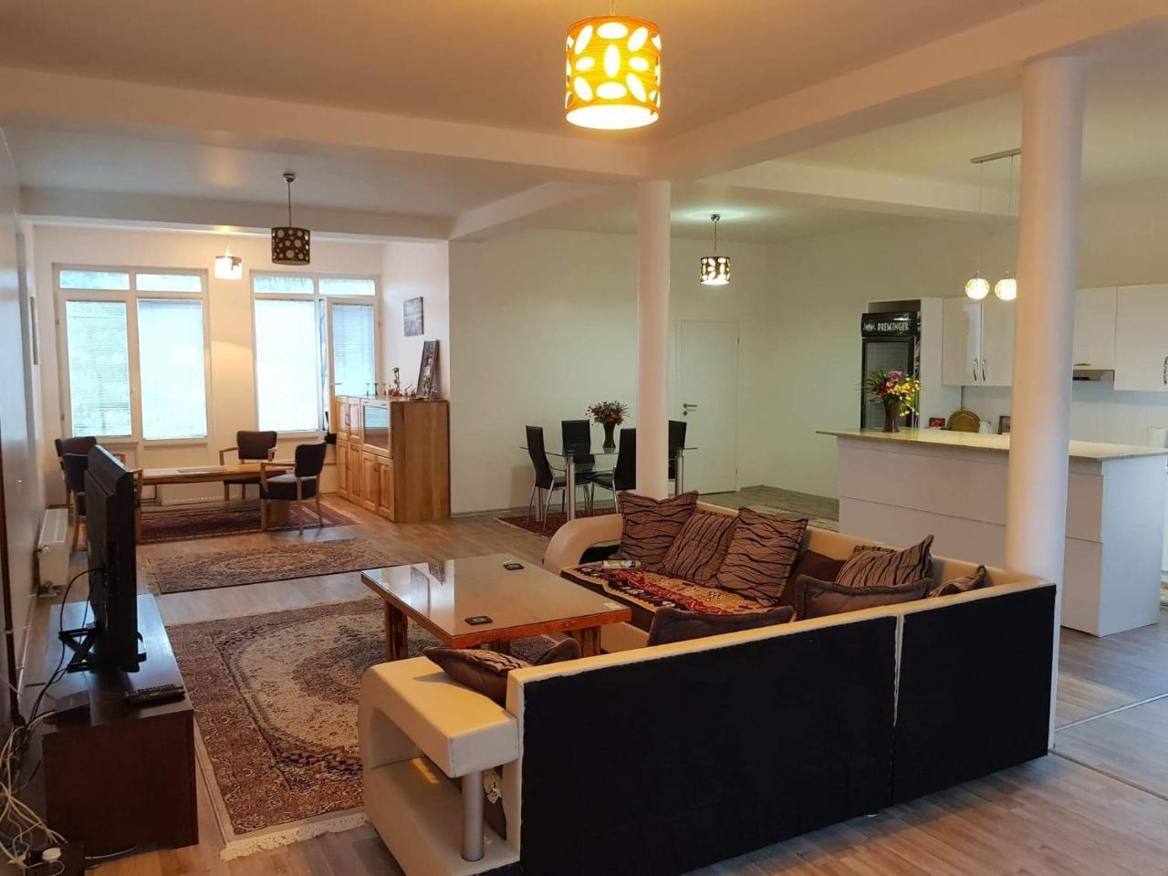 Vinac Guest House ヤイツェ エクステリア 写真